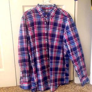 Men’s plaid button up